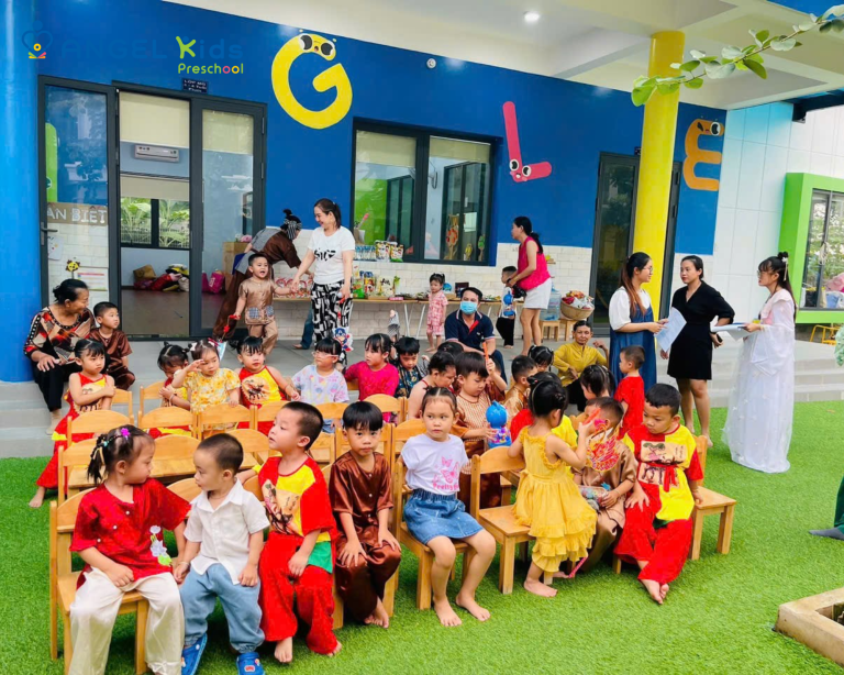 Hình ảnh các bé tại Long An